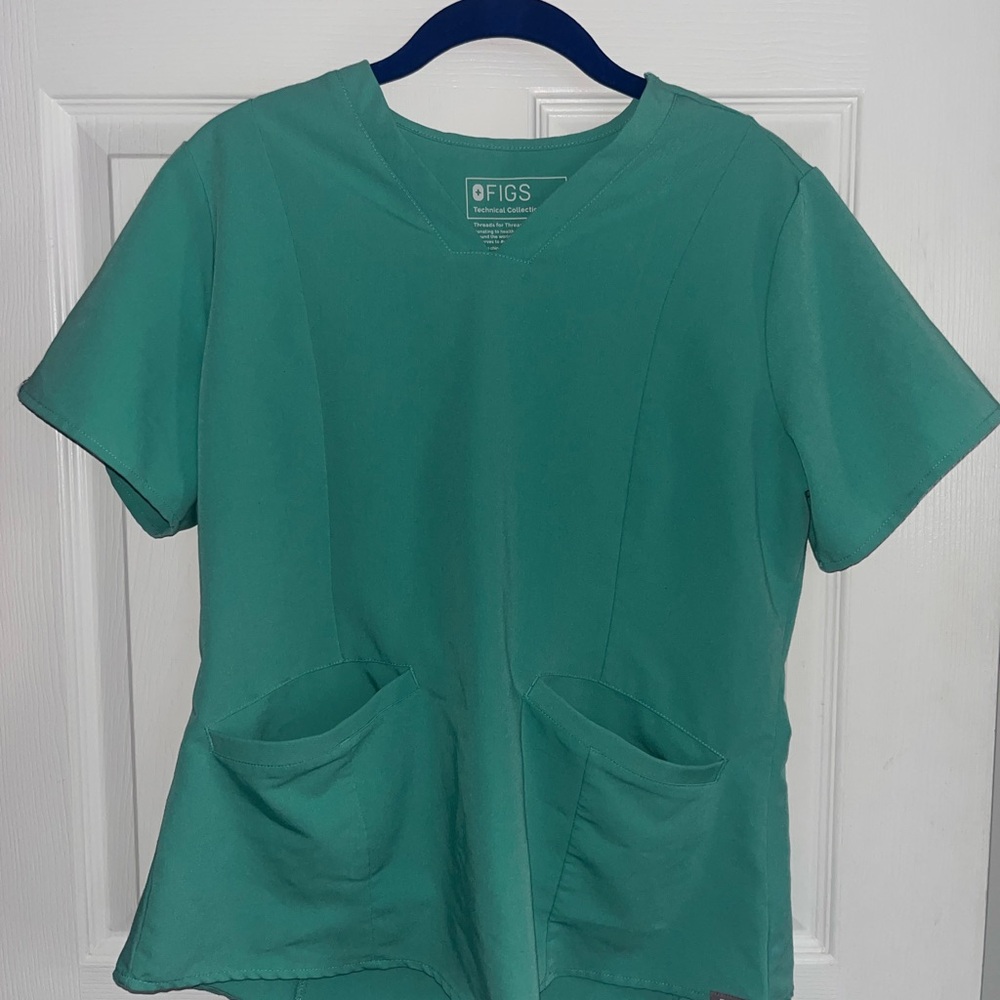 FIGS Women's surgical Green Top